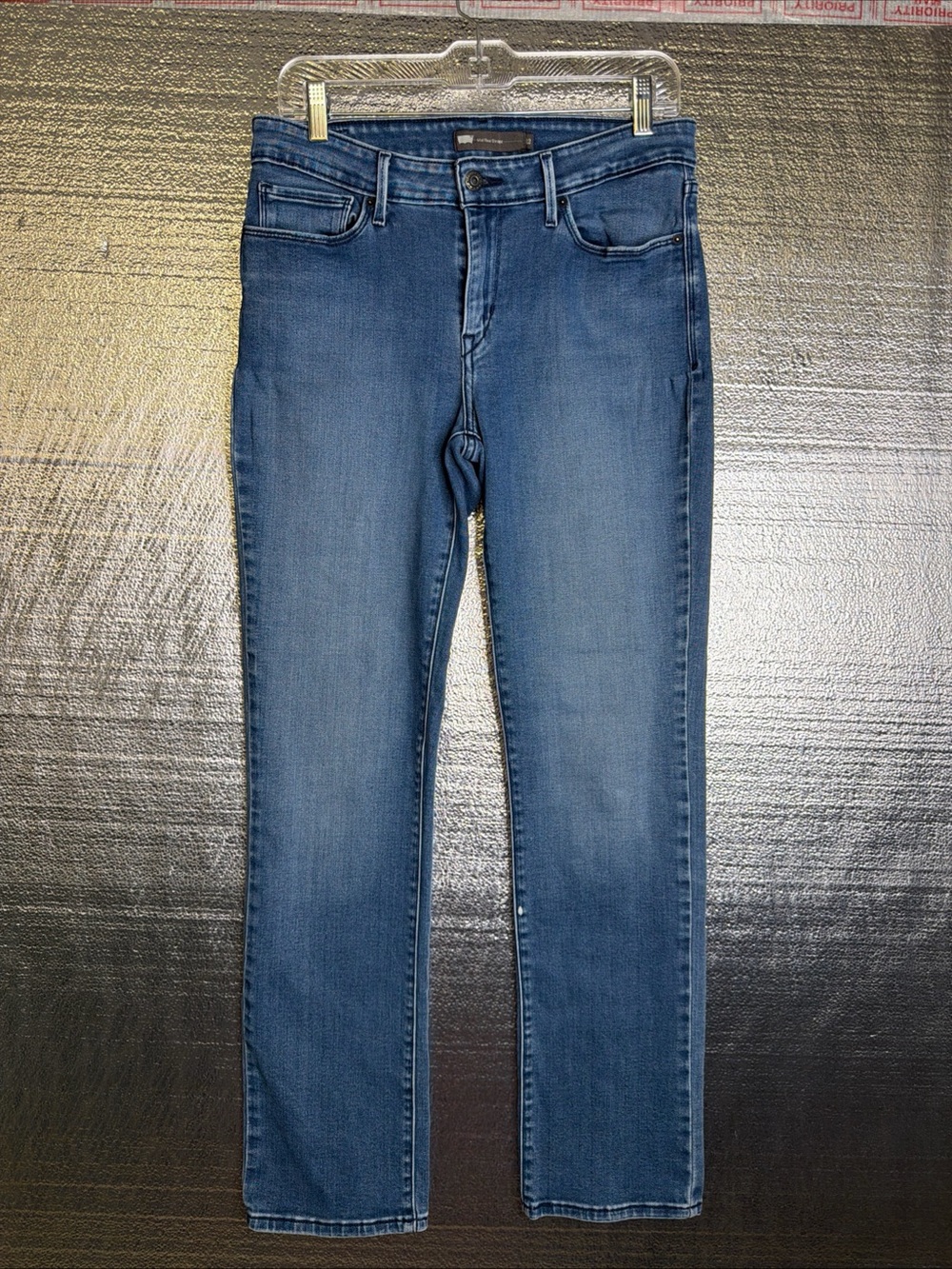 Levi's Mid Rise Straight Jeans - Blue